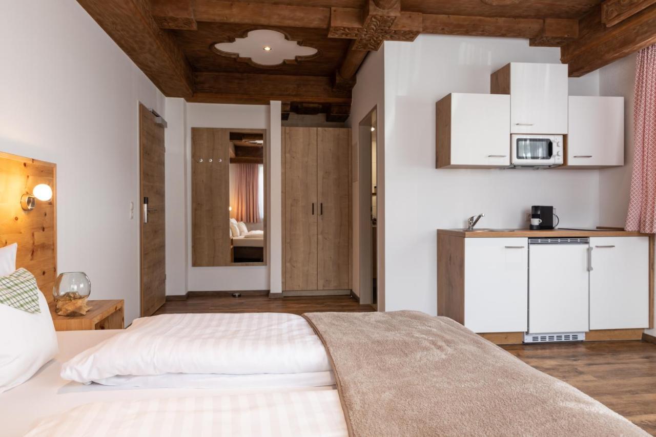 Апарт отель Pitztal Living Йерценс Экстерьер фото